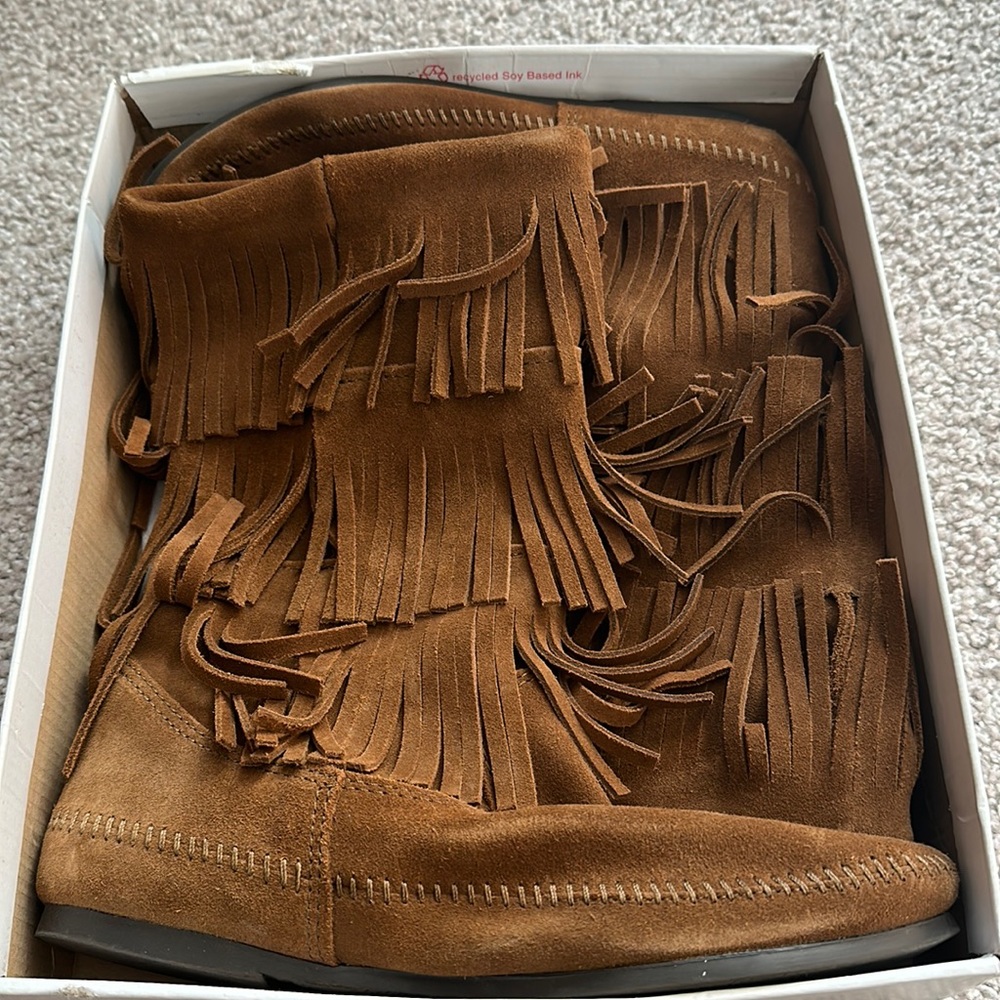 Minnetonka 3 layer fringe boots